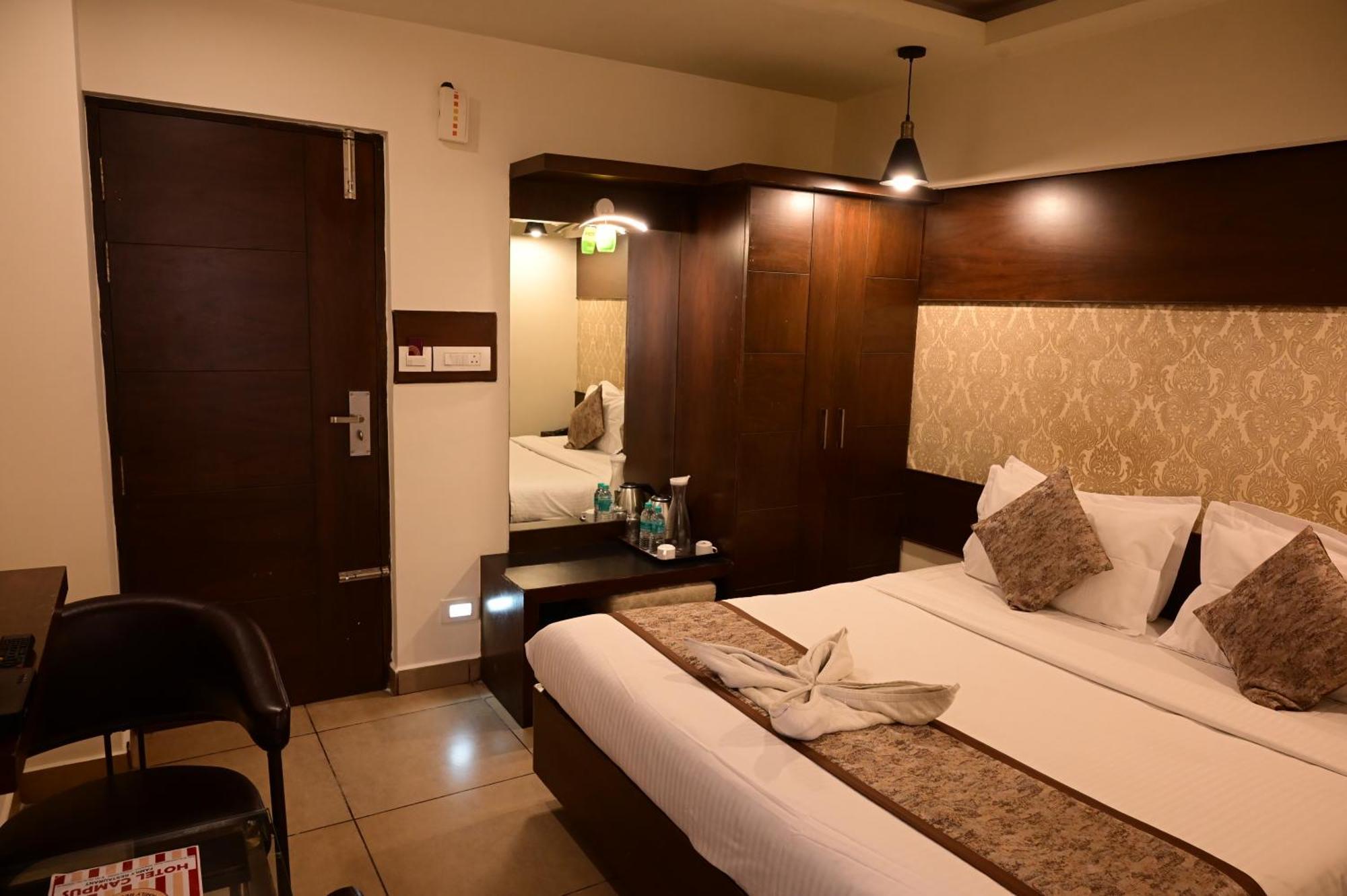 Canyon Sun Chennai Exterior foto