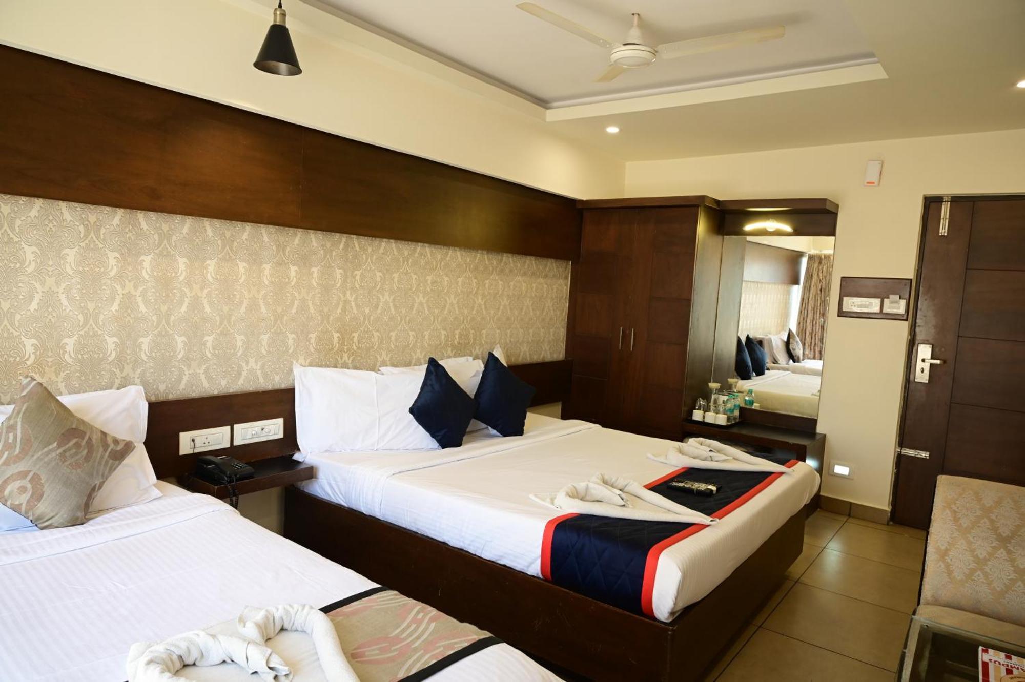 Canyon Sun Chennai Exterior foto