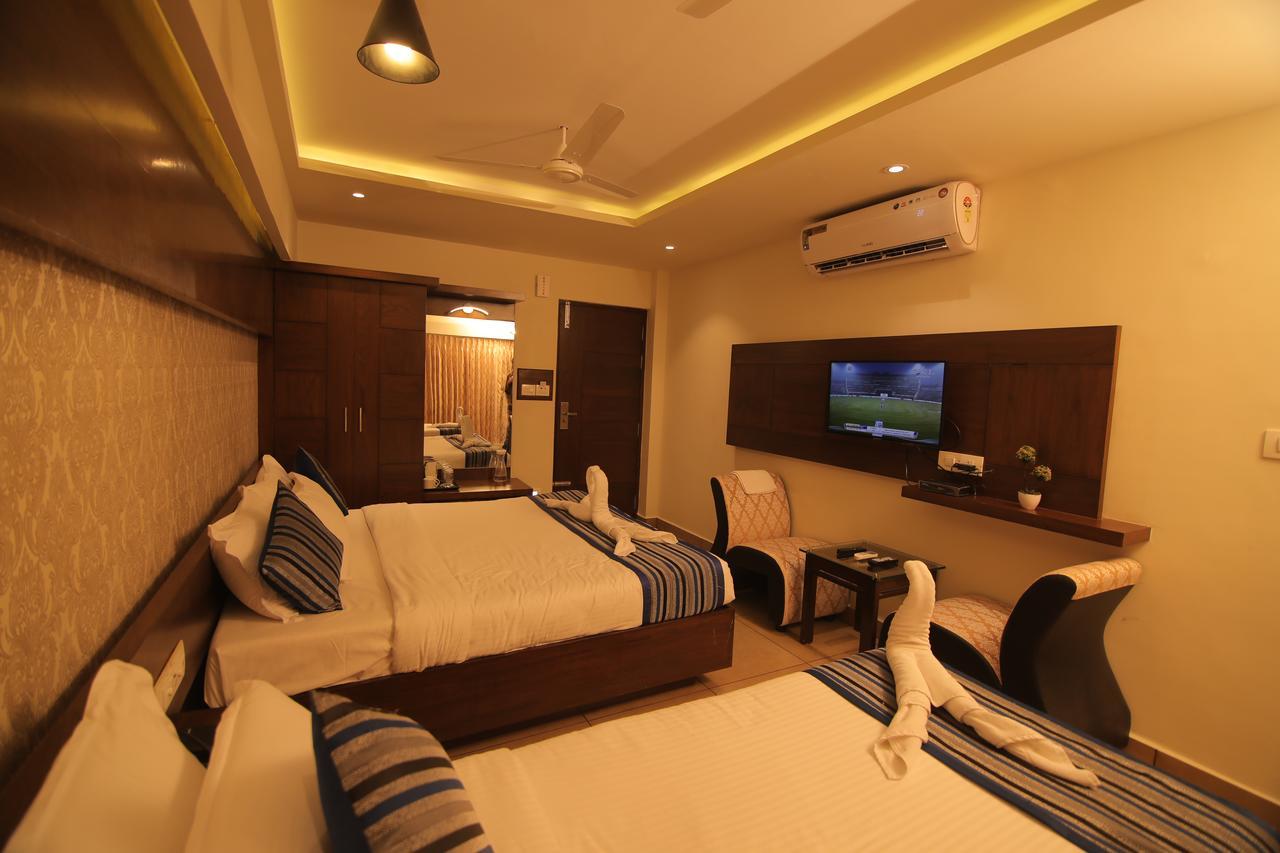 Canyon Sun Chennai Exterior foto
